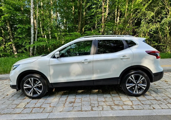 Nissan Qashqai cena 77900 przebieg: 89000, rok produkcji 2018 z Elbląg małe 781